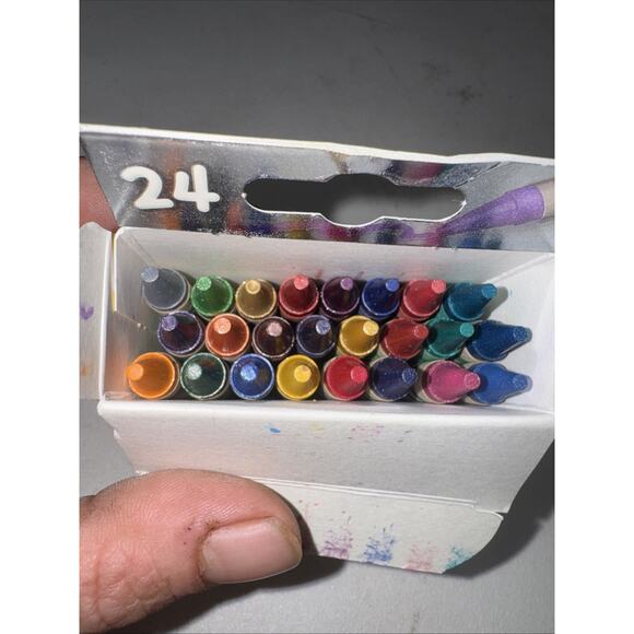 Crayola Metallic 24pk Crayons - Picture 3 of 3